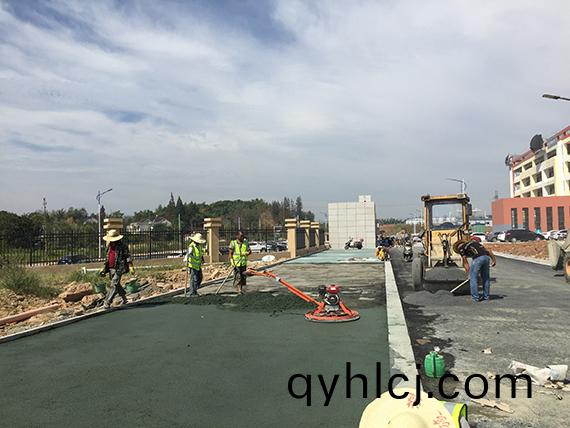 透水(shui)混凝(ning)土(tu)施工(gong)工藝(yi)、做(zuo)灋(fa)