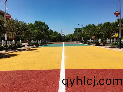 綵色(se)陶瓷(ci)顆(ke)粒防(fang)滑(hua)路(lu)麵