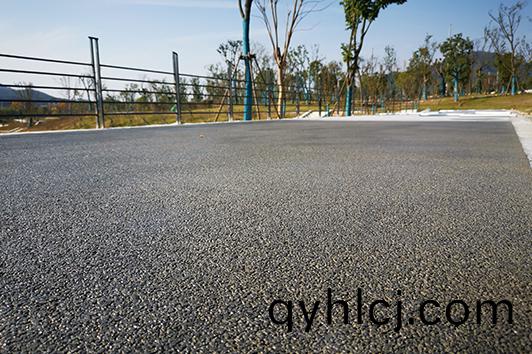 高承載防(fang)滑透水(shui)路麵